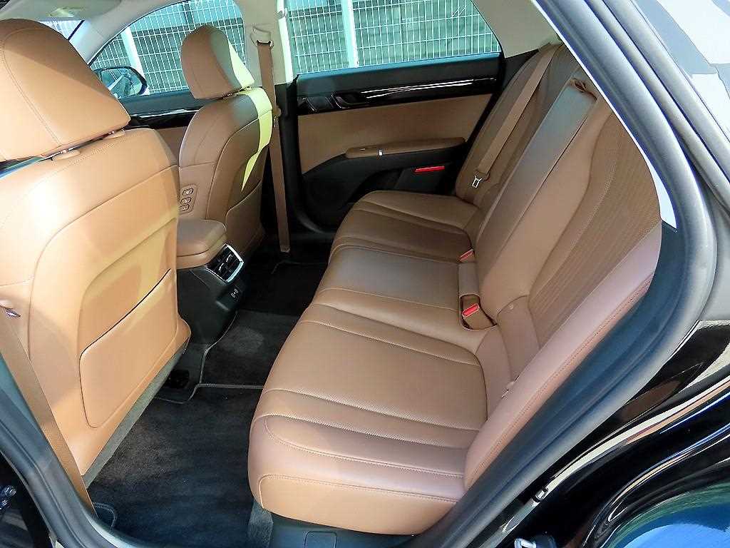 HYUNDAI Grandeur - Vista 6