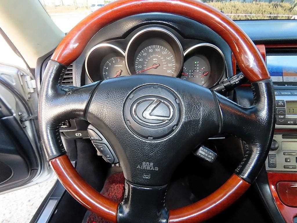 Lexus SC - Vista 12