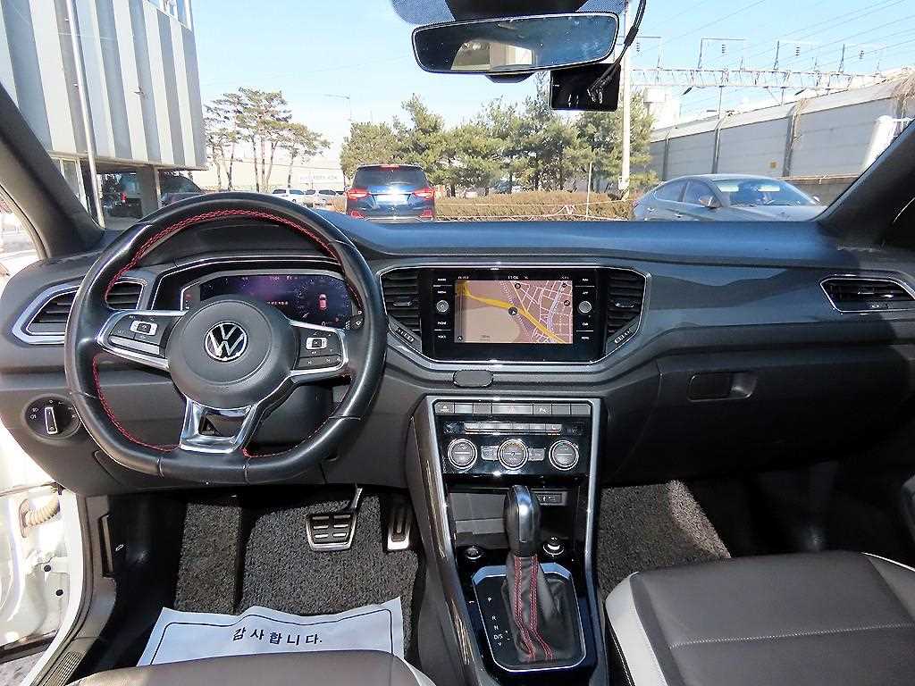 Volkswagen T-Roc - Vista 7