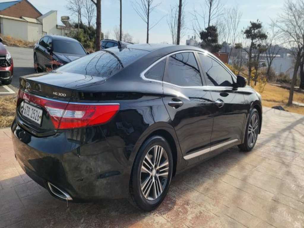 HYUNDAI Grandeur - Vista 4