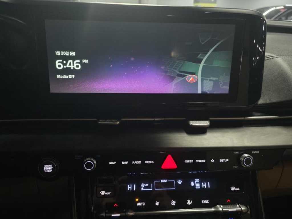 KIA Carnival - Vista 9