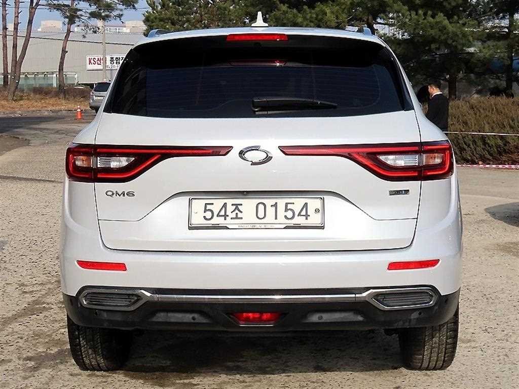 SAMSUNG QM6 - Vista 4