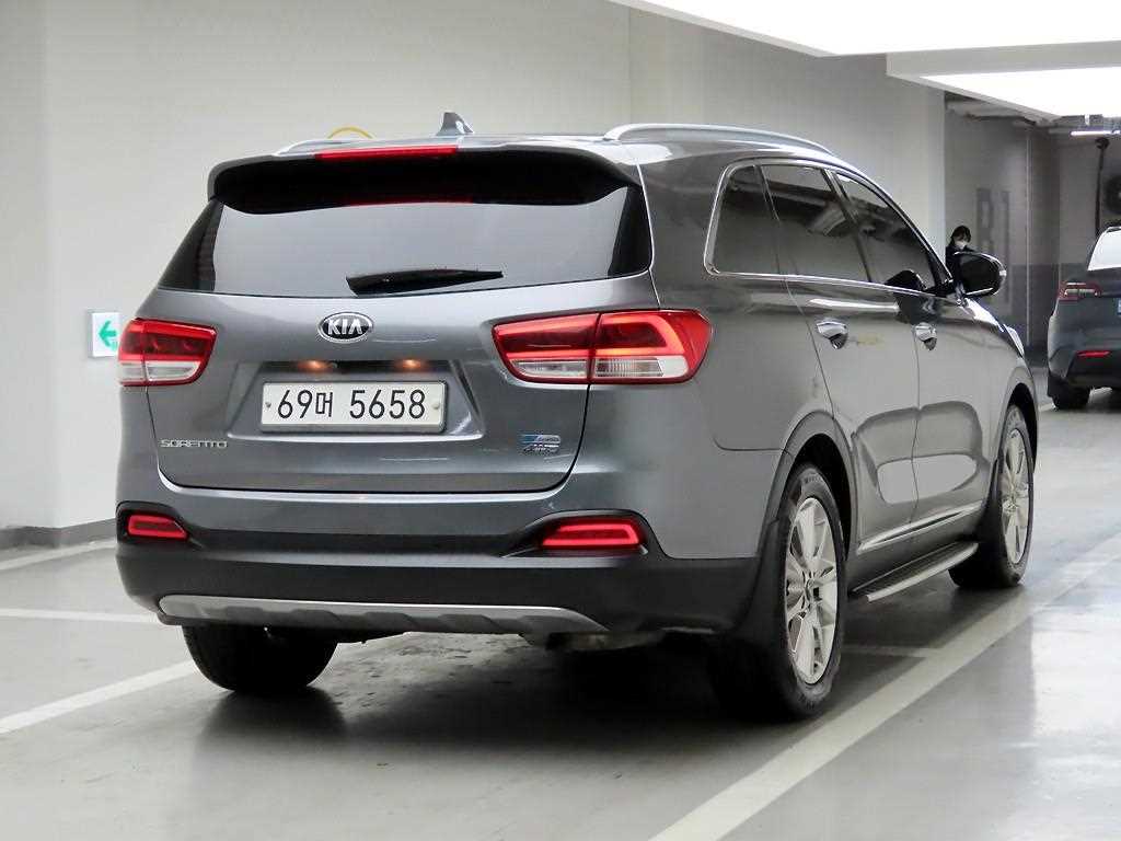 KIA Sorento - Vista 4