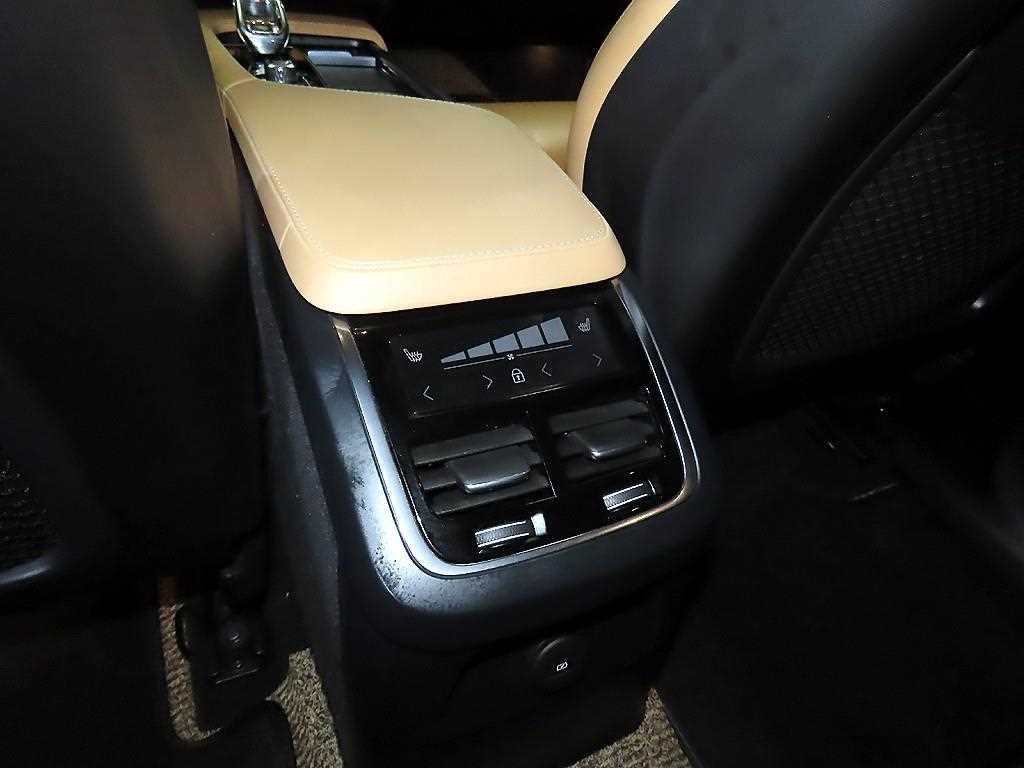 Volvo XC90 2021 Blanco - Importación desde Corea - HF Imports Iquique - Foto 14