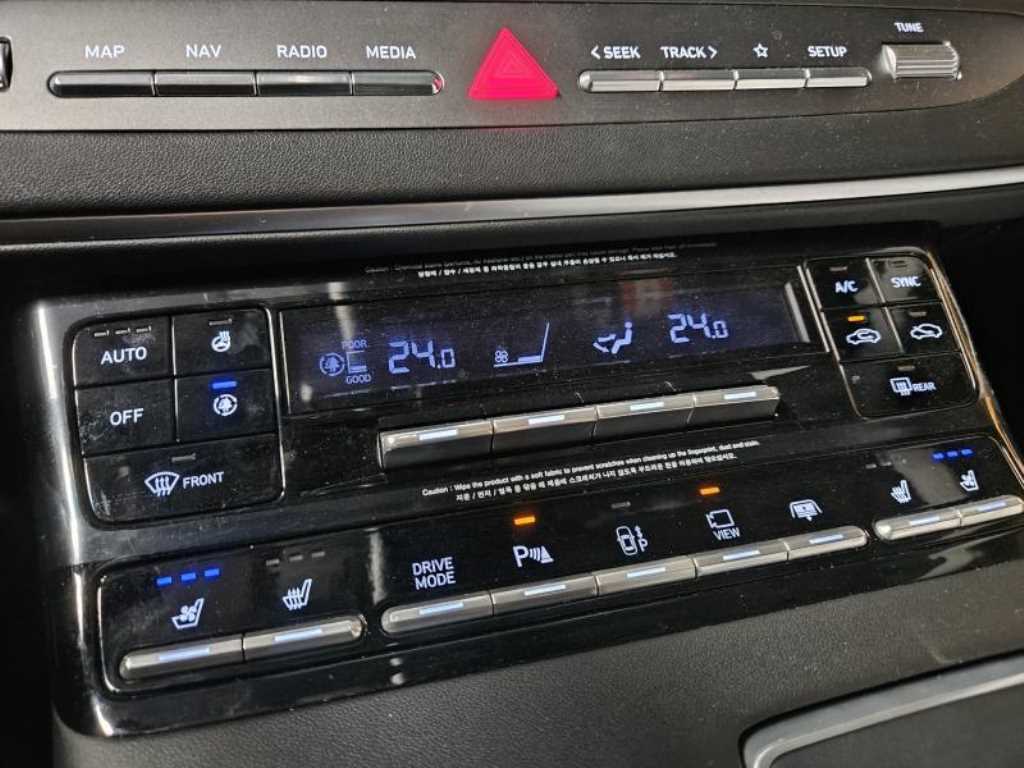 HYUNDAI Grandeur - Vista 6