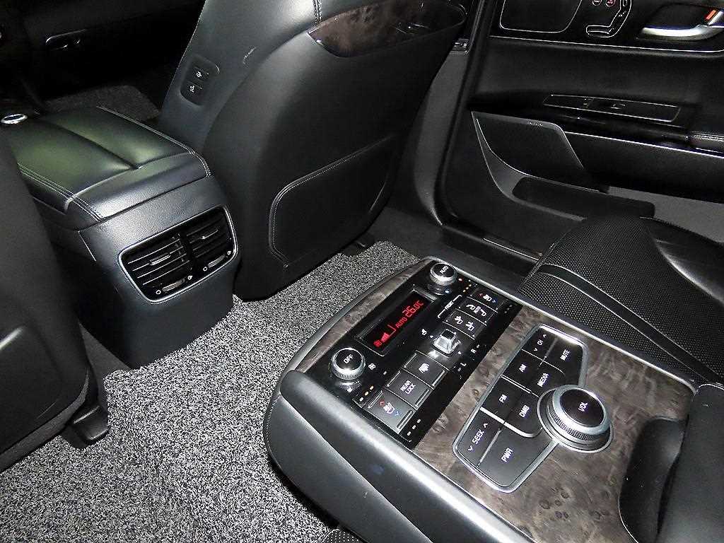 KIA K9 2015 Negro - Importación desde Corea - HF Imports Iquique - Foto 16