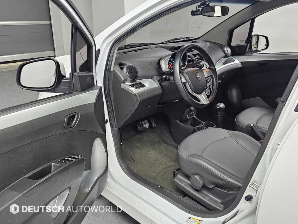 Chevrolet Spark - Vista 11