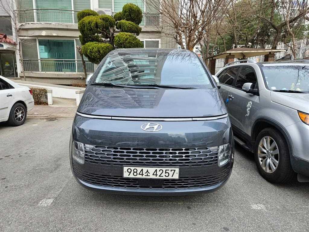 HYUNDAI Staria 2022 Gris - Importación desde Corea - HF Imports Iquique - Foto 1