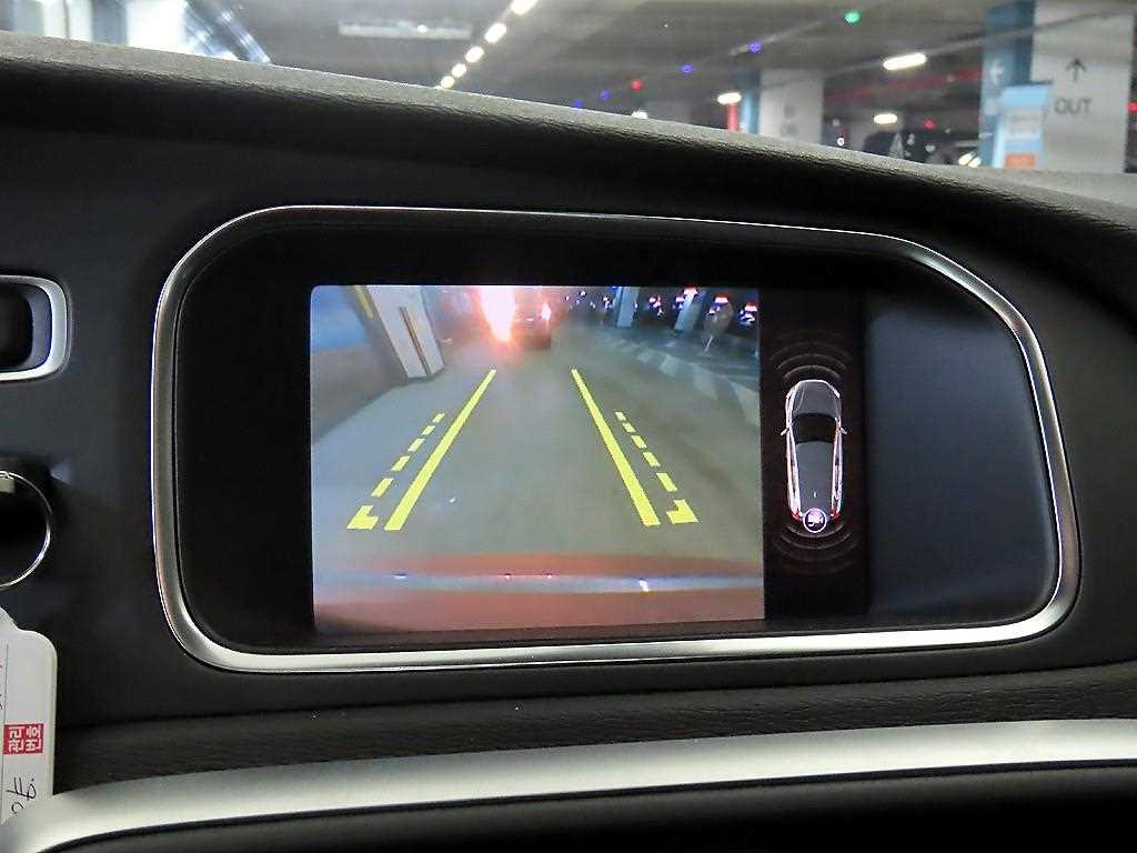 Volvo V40 2018 Gris - Importación desde Corea - HF Imports Iquique - Foto 14