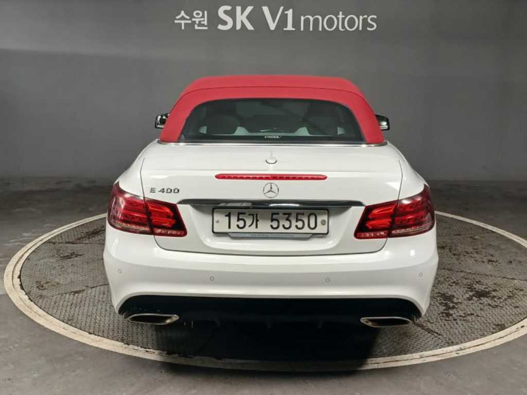 Mercedes Benz E class - Vista 4