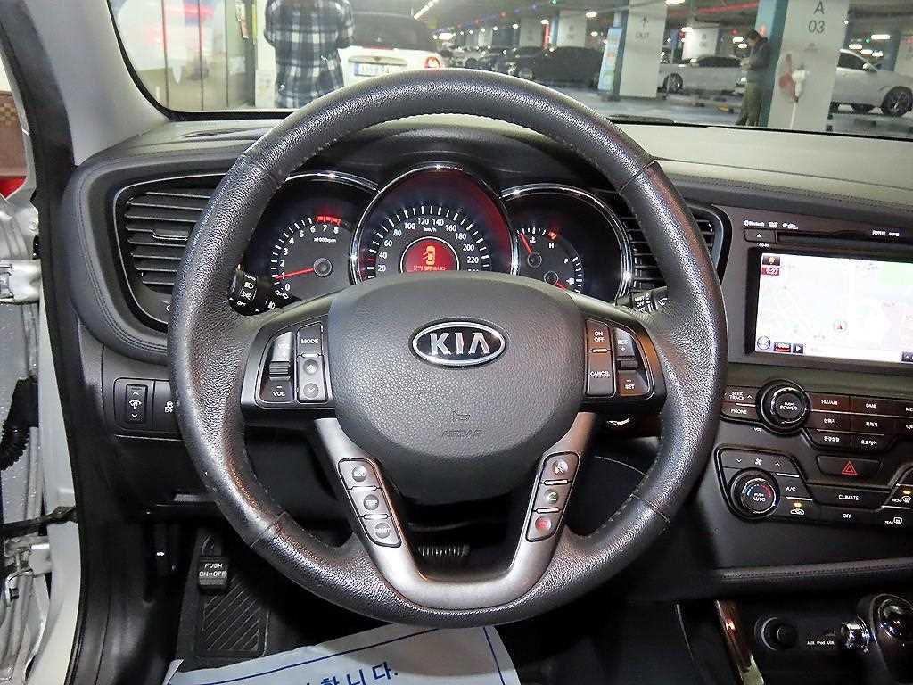 KIA K5 - Vista 8