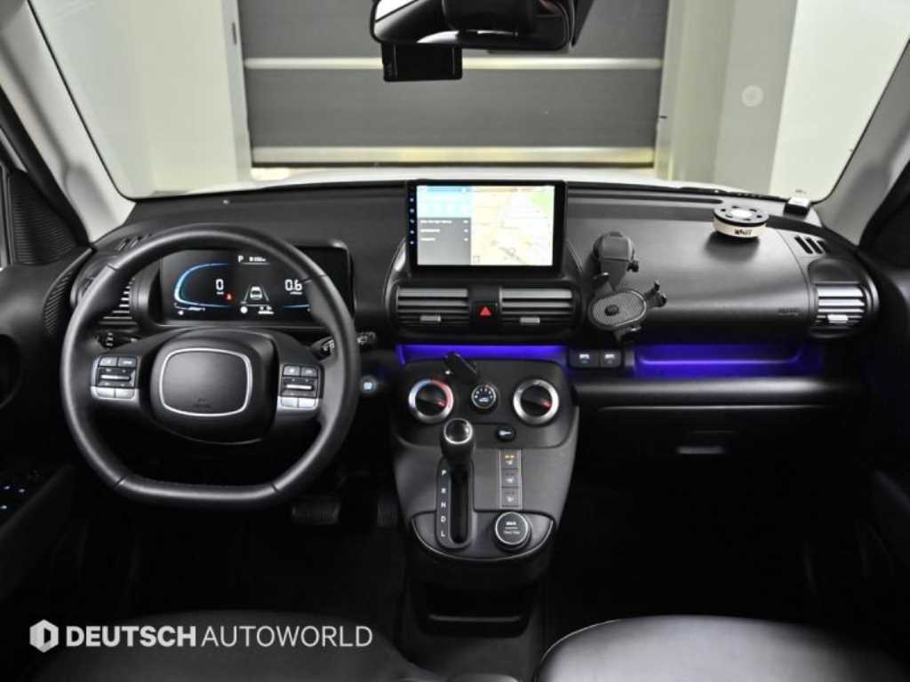 HYUNDAI Casper - Vista 7