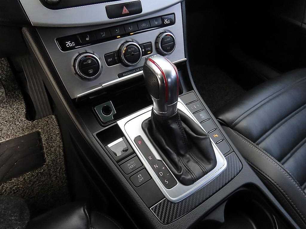 Volkswagen CC - Vista 10