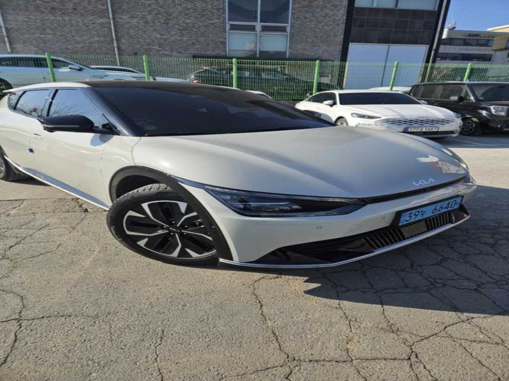 KIA EV6 - Vista 4