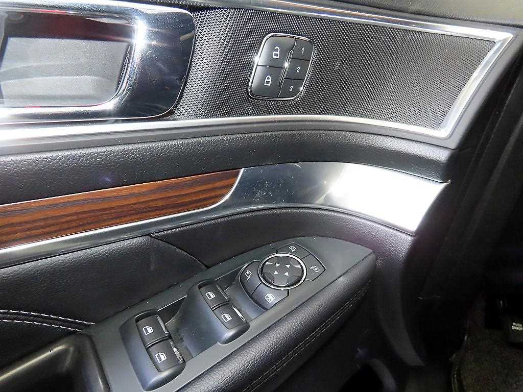 Ford Explorer 2019 Blanco - Importación desde Corea - HF Imports Iquique - Foto 13