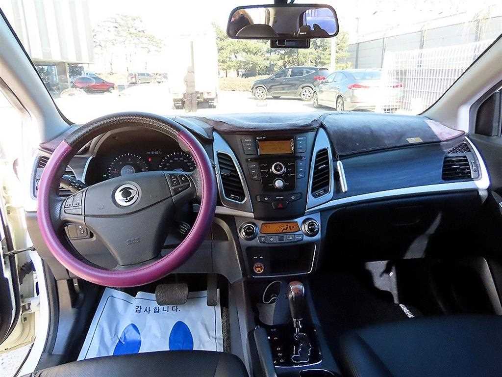 Ssangyong Korando - Vista 7