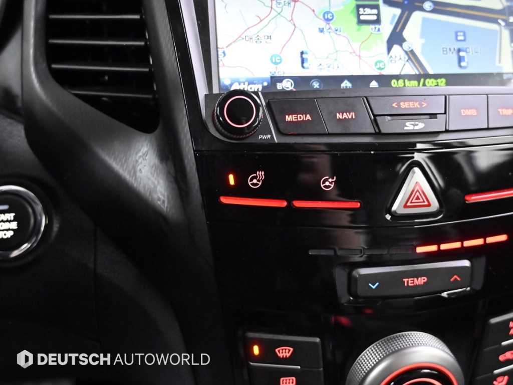 Ssangyong Tivoli 2018 Azul - Importación desde Corea - HF Imports Iquique - Foto 16