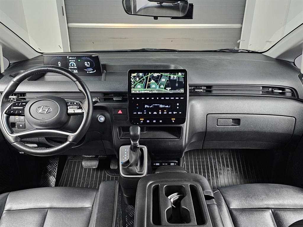 HYUNDAI Staria - Vista 7