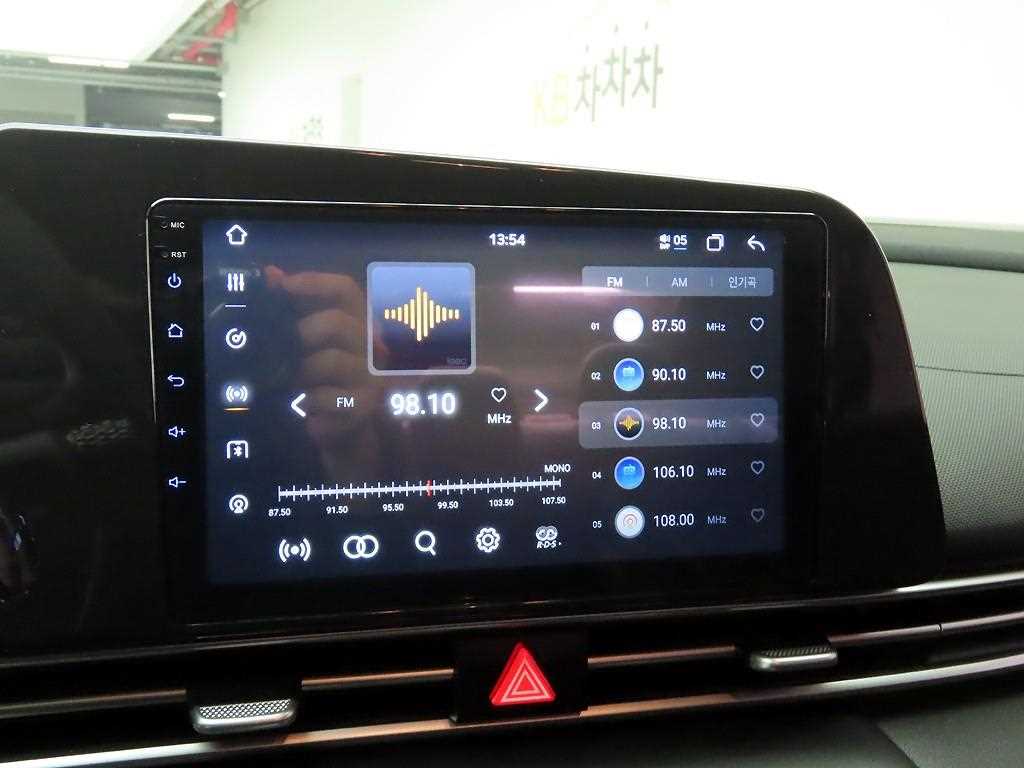 HYUNDAI Avante - Vista 8