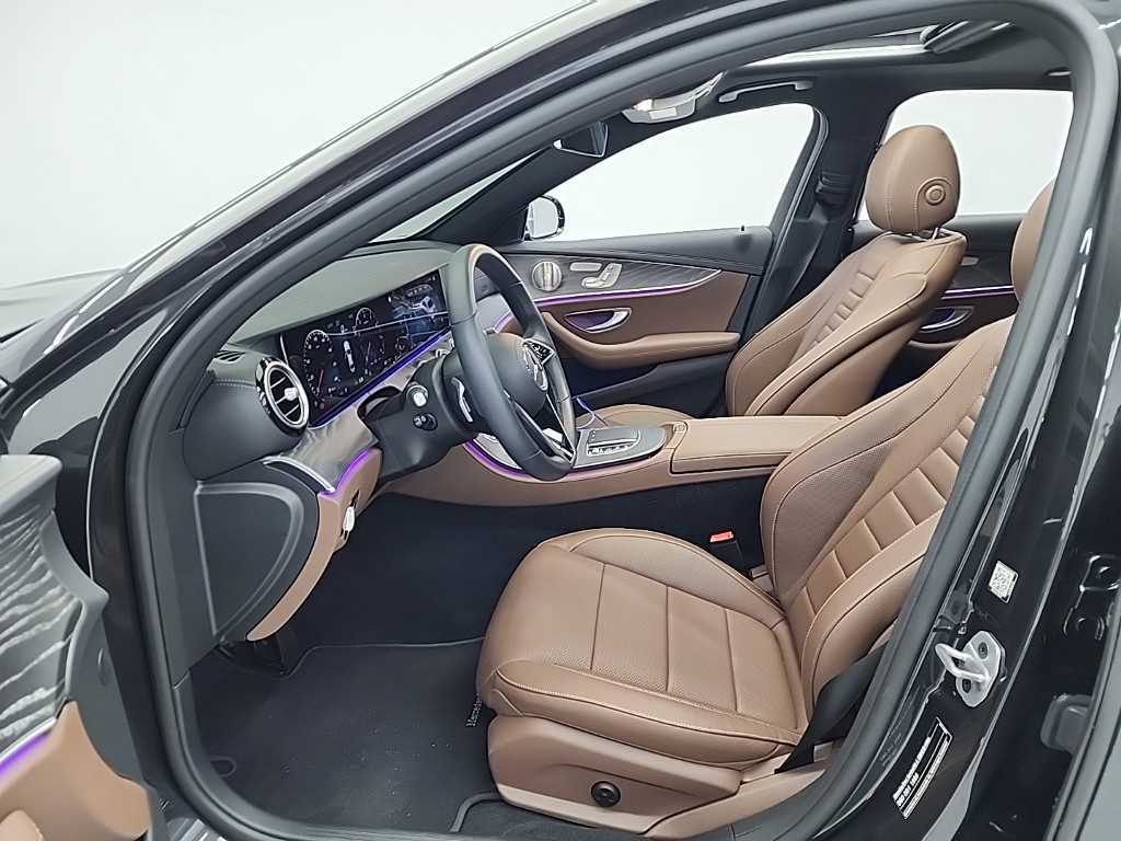 Mercedes Benz E class - Vista 10