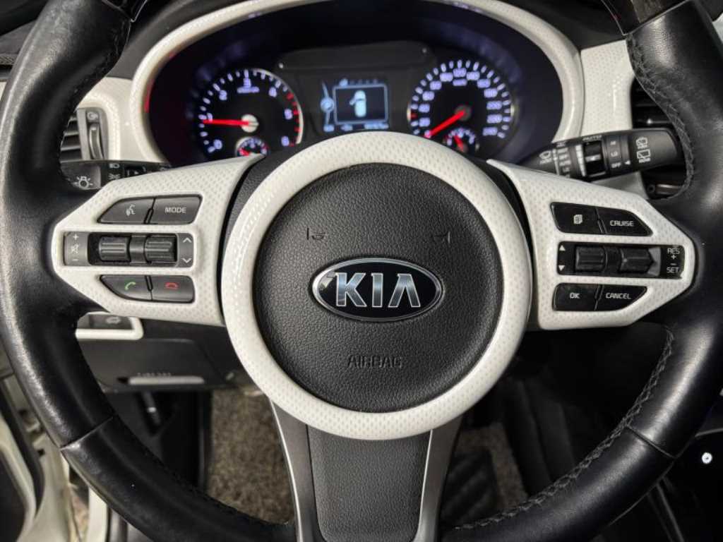 KIA Sorento - Vista 11