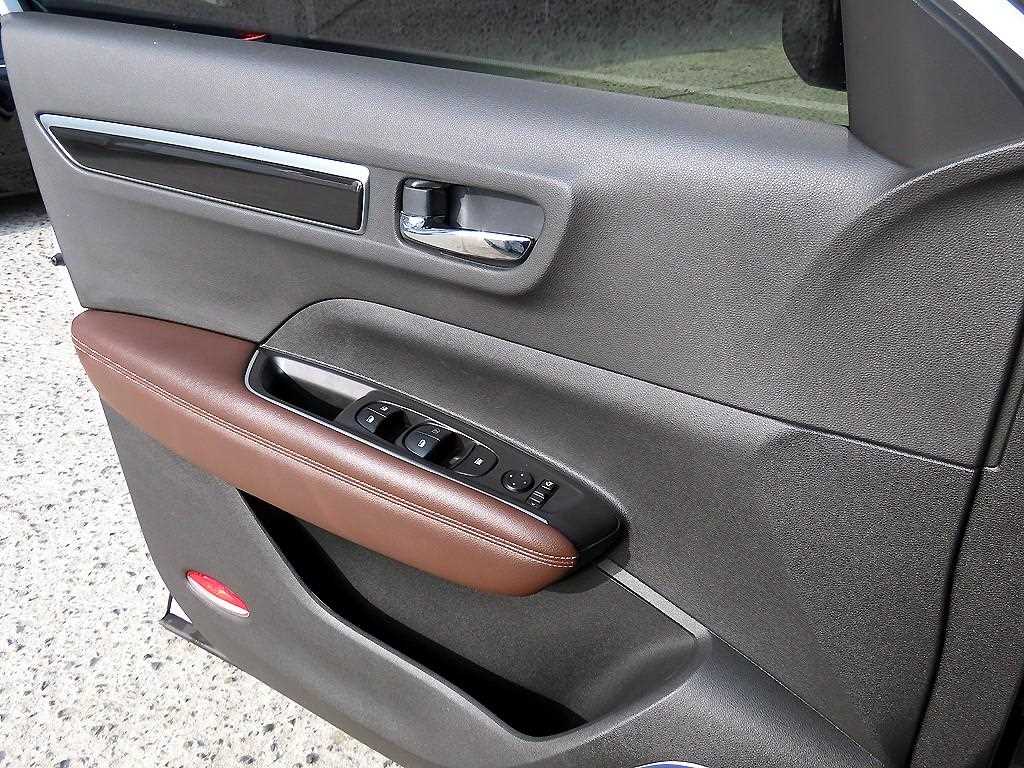 SAMSUNG QM6 - Vista 11