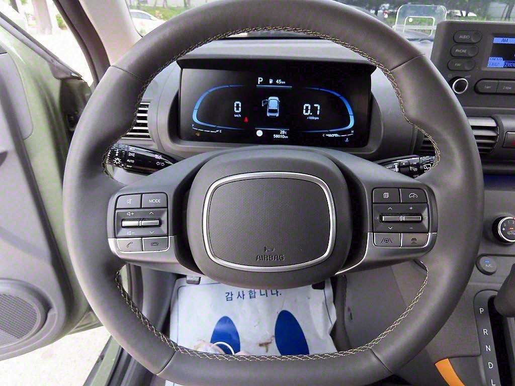HYUNDAI Casper - Vista 10