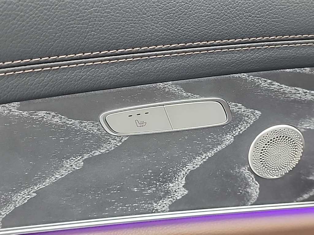 Mercedes Benz E class - Vista 12