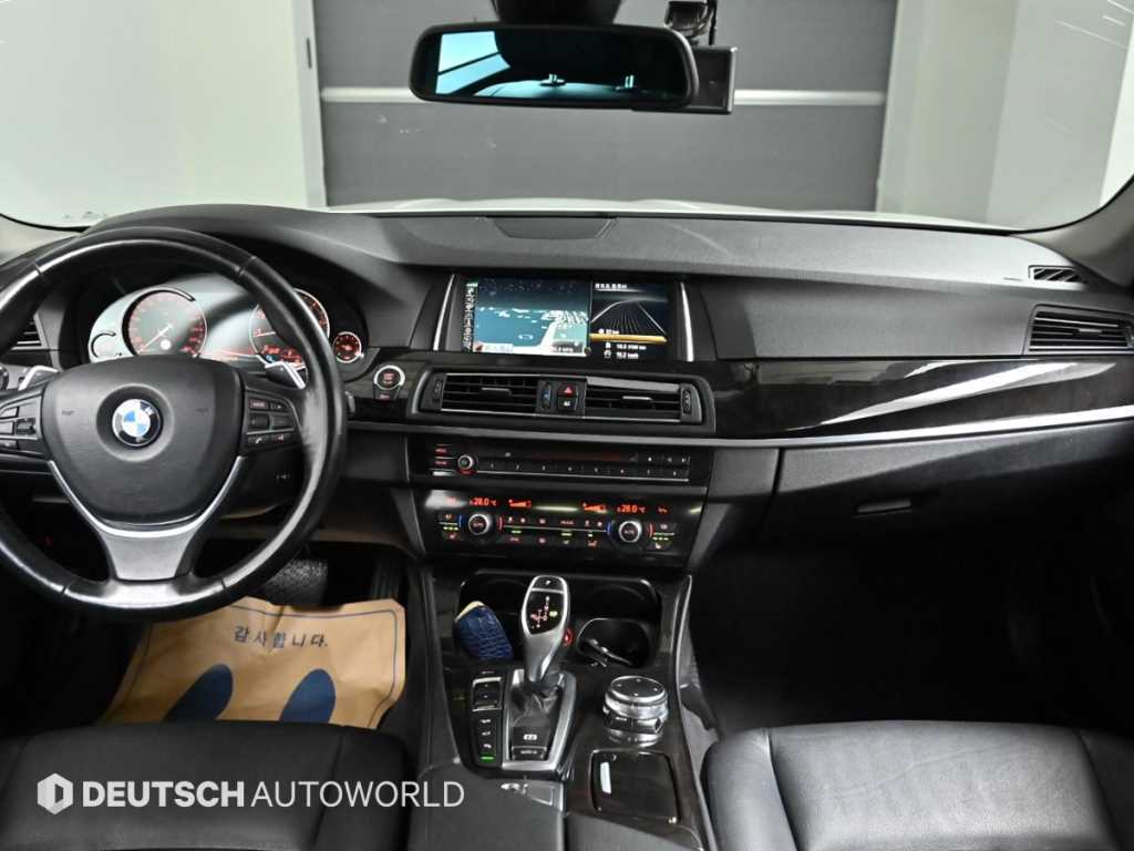 BMW 5 Series - Vista 7