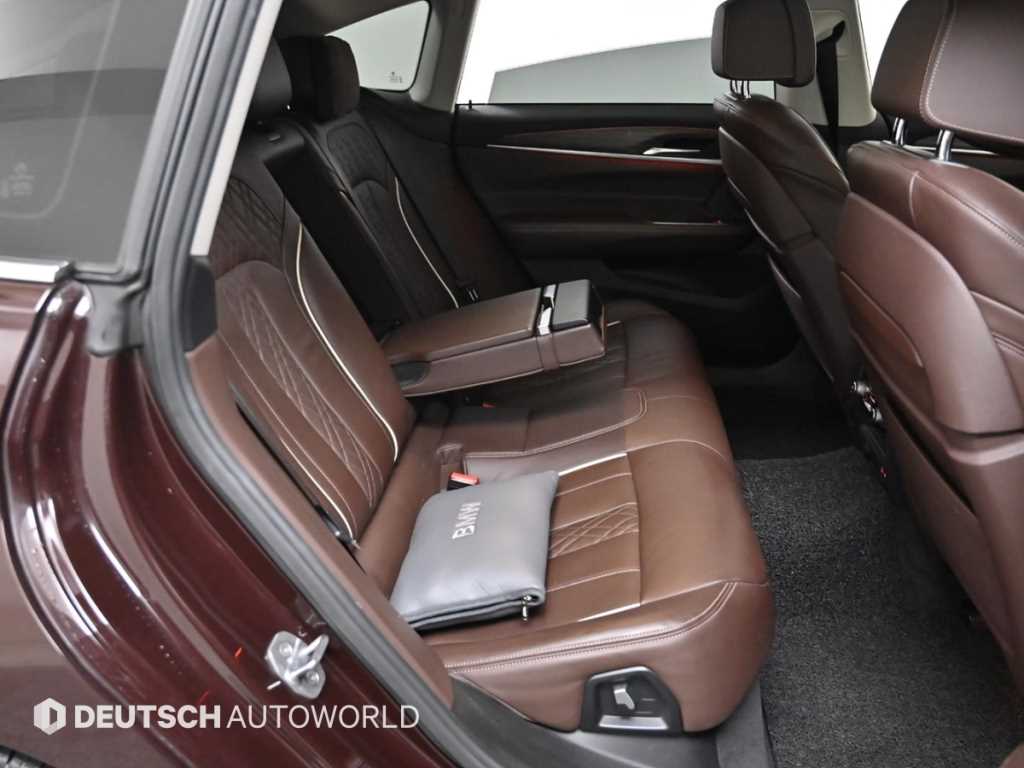 BMW Gran Turismo - Vista 12