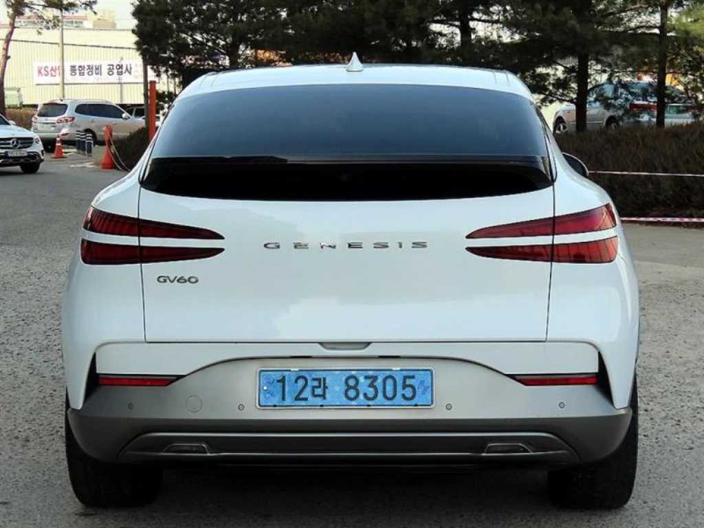 Genesis GV60 - Vista 4