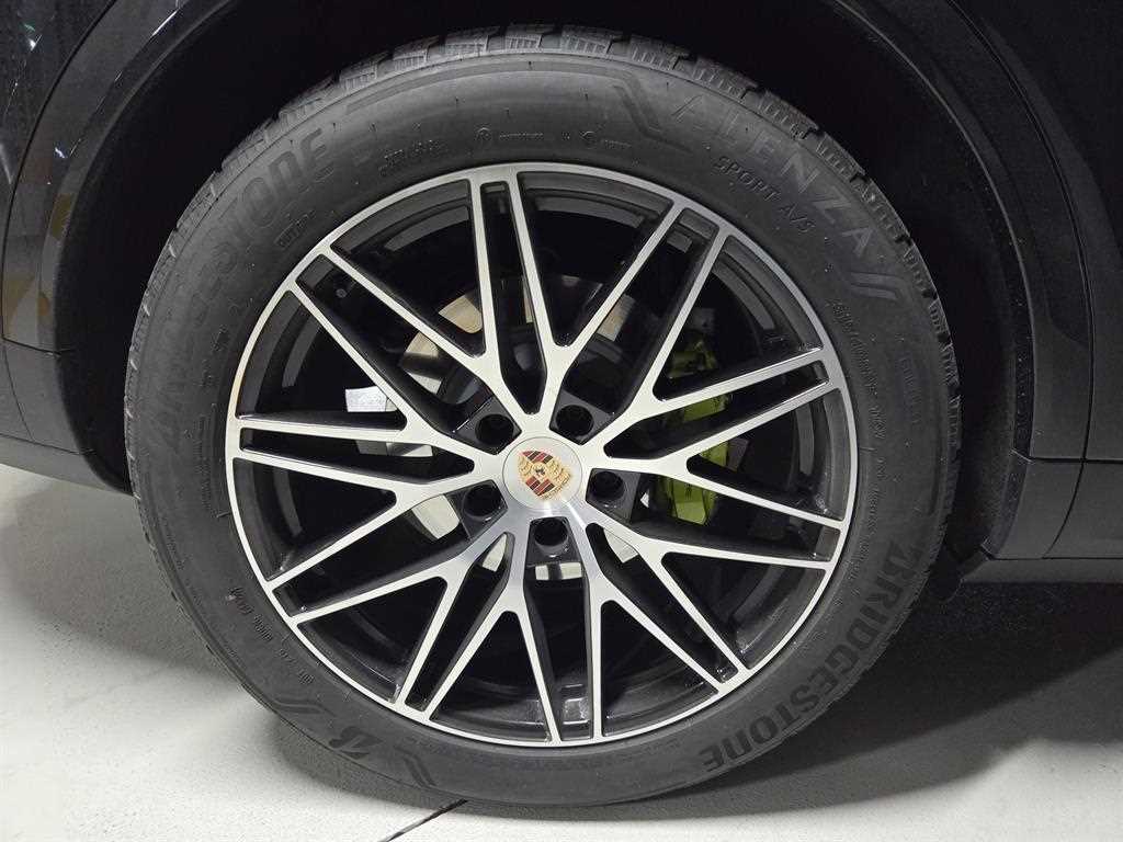 Porsche Cayenne 2025 Negro - Importación desde Corea - HF Imports Iquique - Foto 20