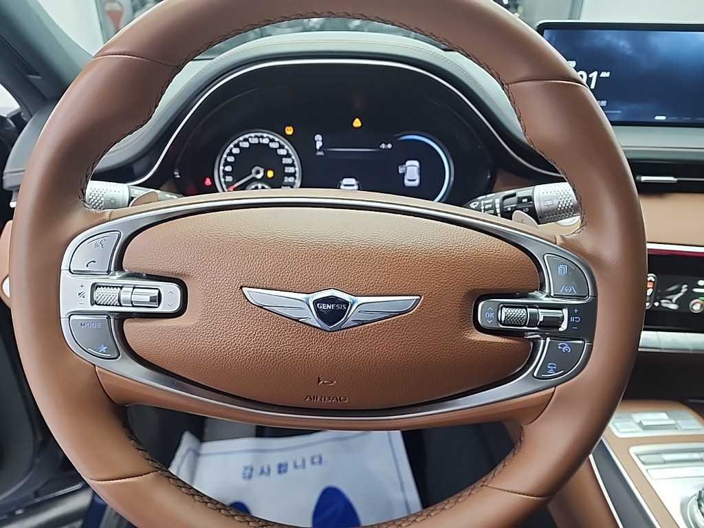 Genesis GV70 - Vista 9