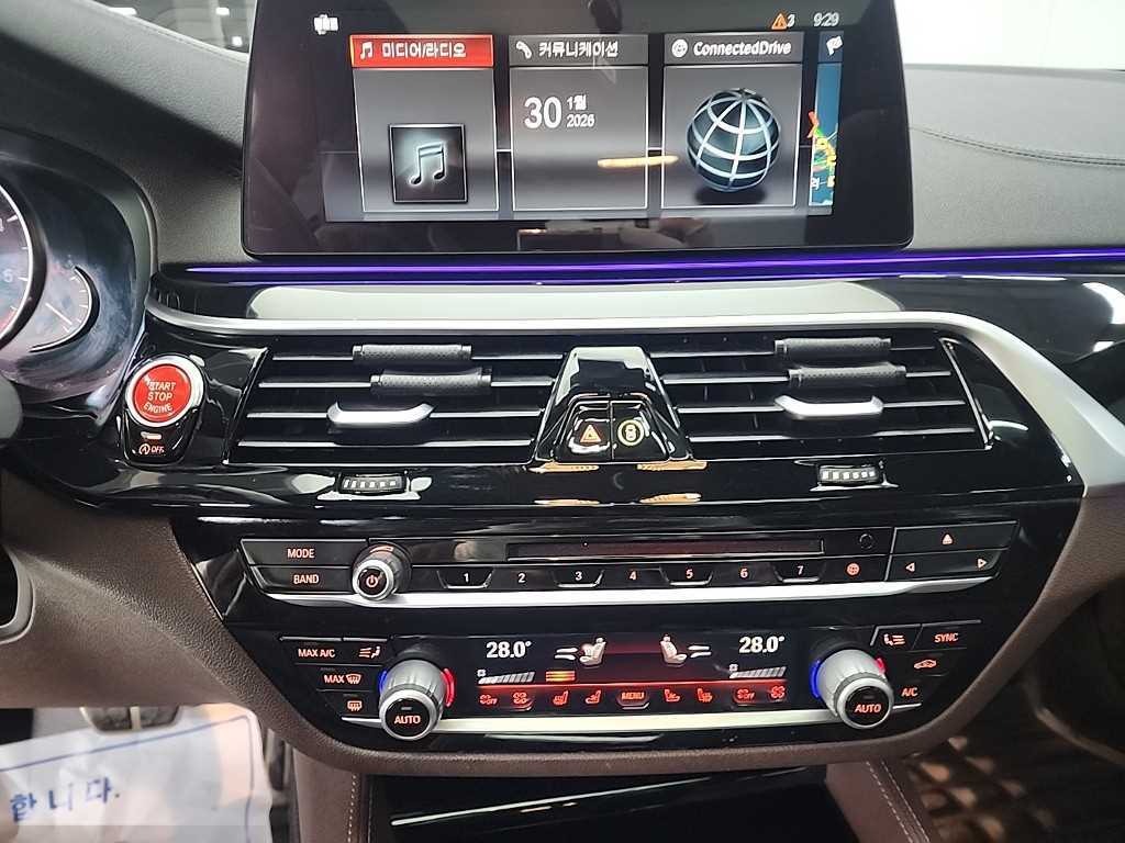 BMW 5 Series - Vista 10