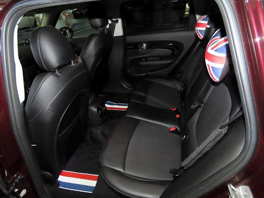 Mini Clubman - Vista 7