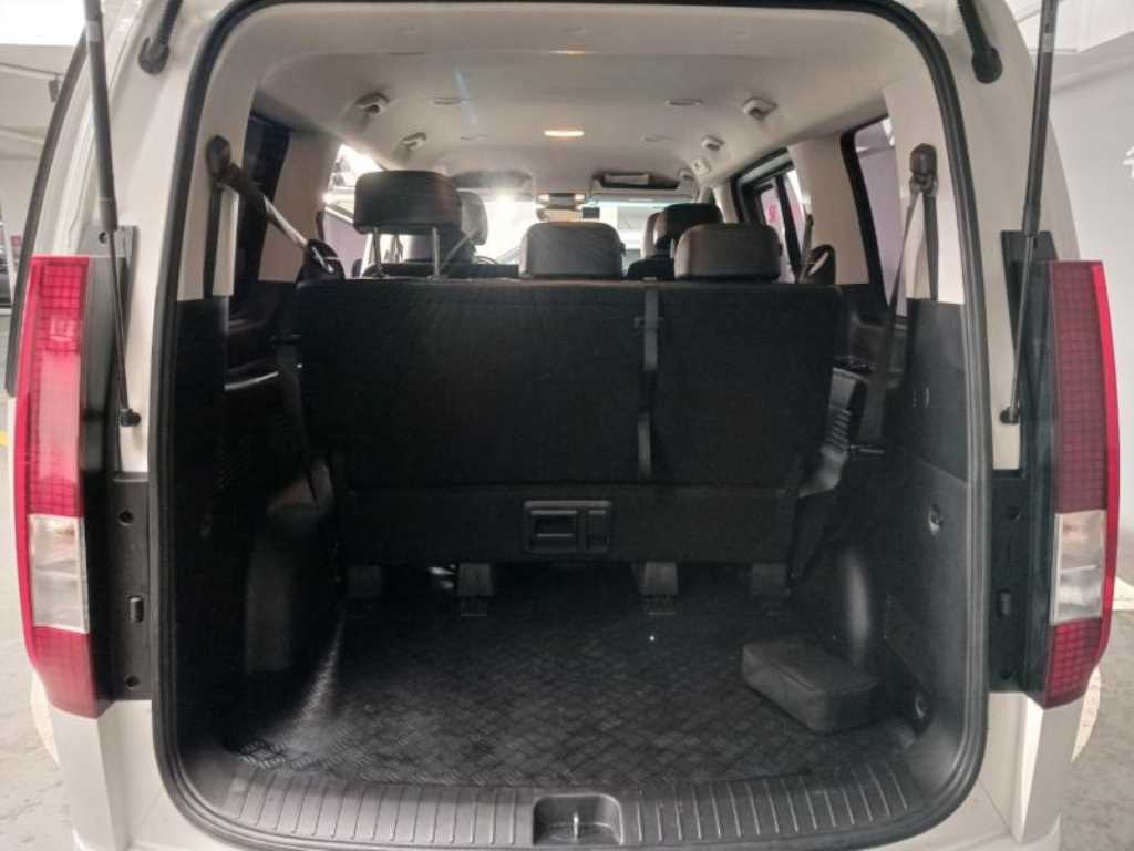 HYUNDAI Staria 2022 Blanco - Importación desde Corea - HF Imports Iquique - Foto 18