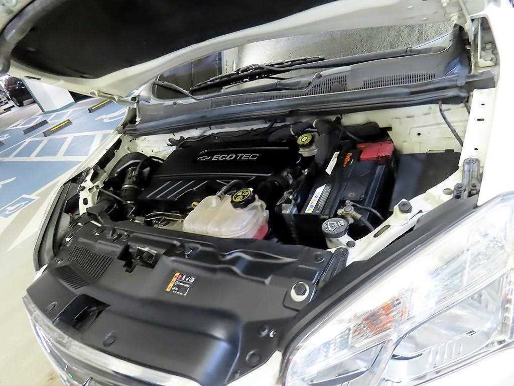 Chevrolet Trax 2016 Blanco - Importación desde Corea - HF Imports Iquique - Foto 18