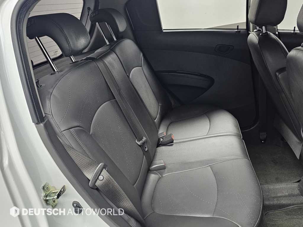 Chevrolet Spark - Vista 12