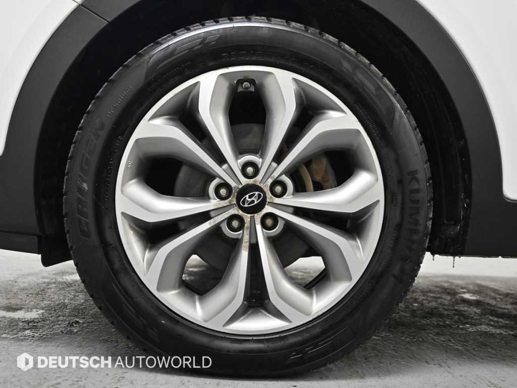 HYUNDAI Santa Fe - Vista 5