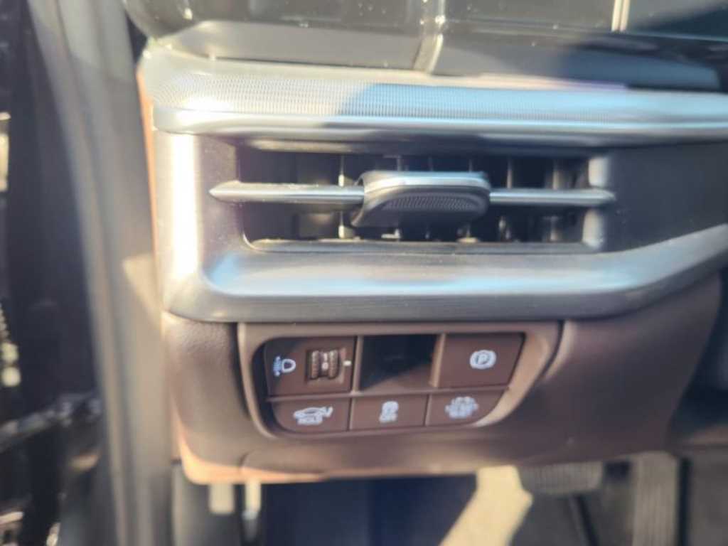 HYUNDAI Grandeur - Vista 12