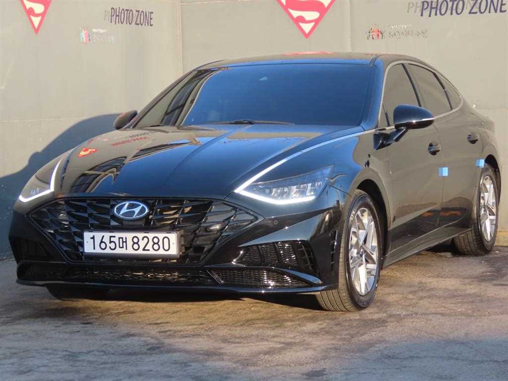 HYUNDAI Sonata 2023 Negro - Importación desde Corea - HF Imports Iquique - Foto 1