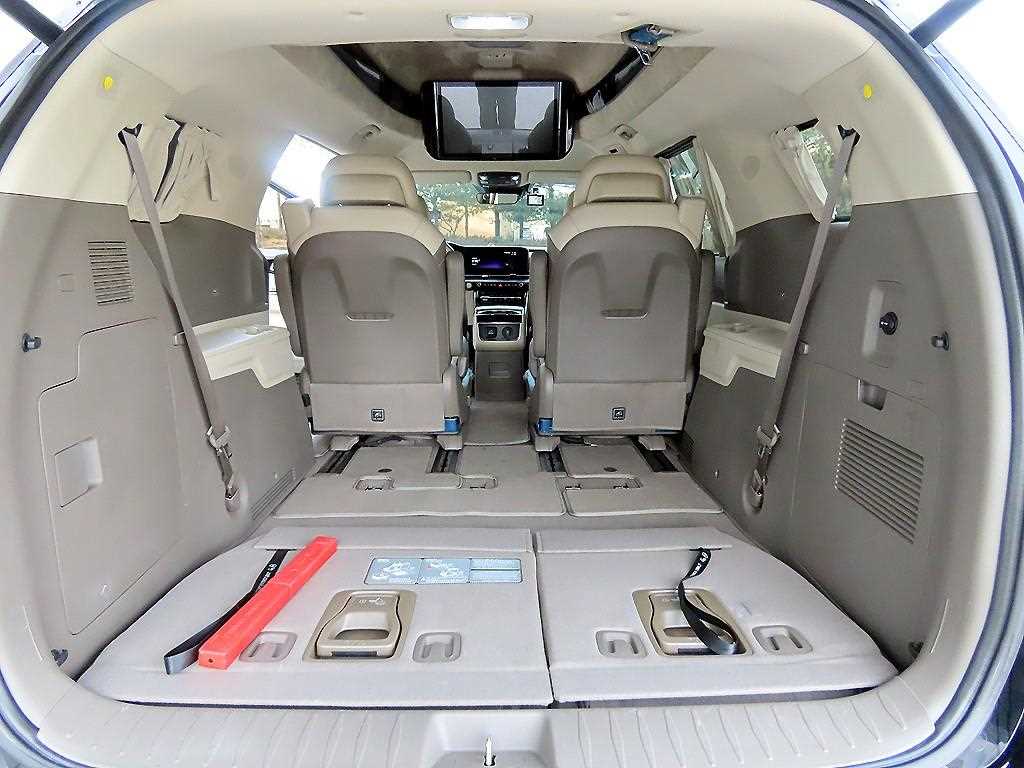 KIA Carnival 2023 Negro - Importación desde Corea - HF Imports Iquique - Foto 16