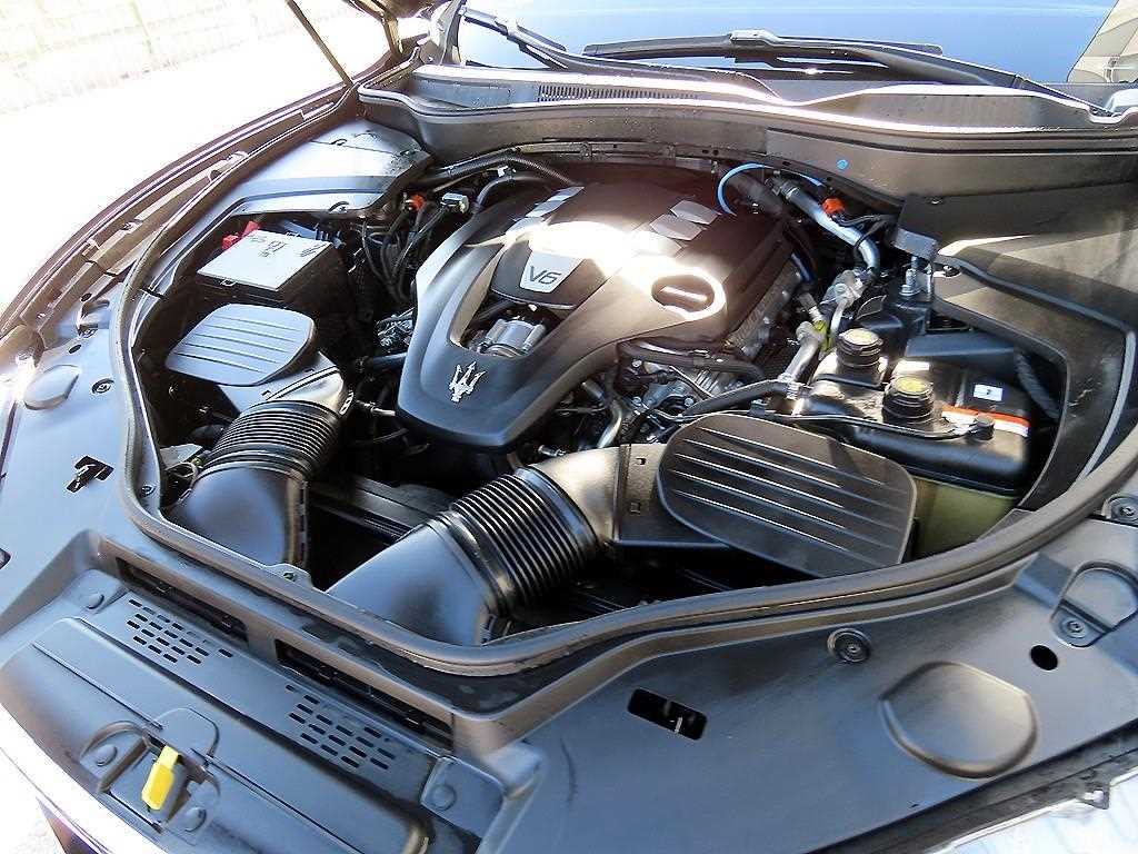 Maserati Levante 2022 Negro - Importación desde Corea - HF Imports Iquique - Foto 19