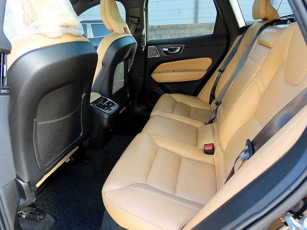 Volvo XC60 - Vista 6