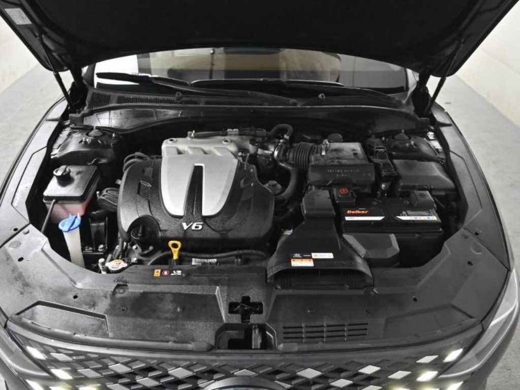 HYUNDAI Grandeur - Vista 6