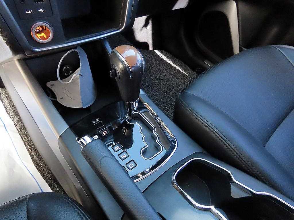 Ssangyong Korando - Vista 10