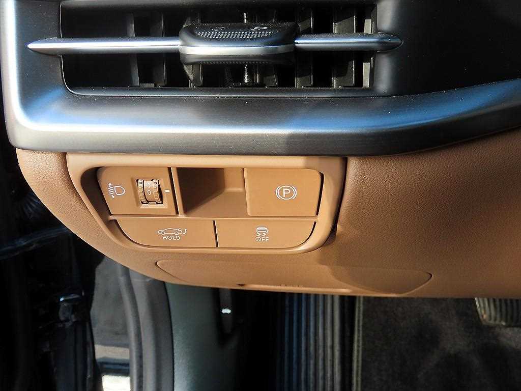 HYUNDAI Grandeur - Vista 12