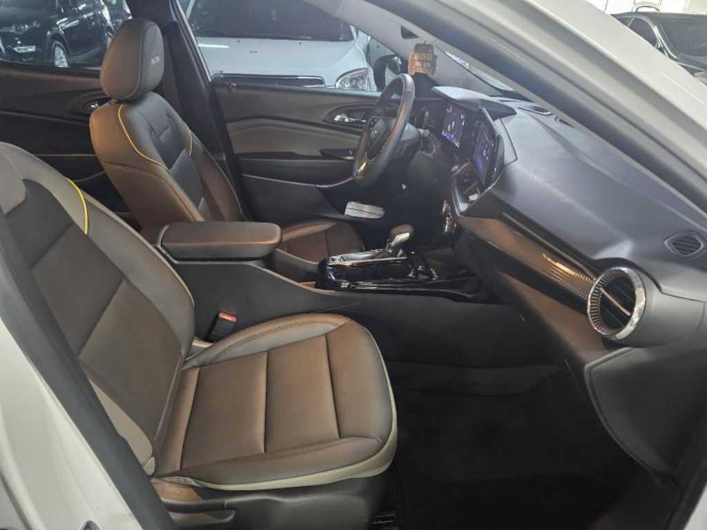 Chevrolet Trax - Vista 9