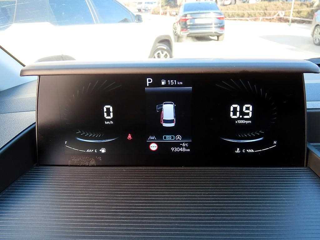 HYUNDAI Staria - Vista 10