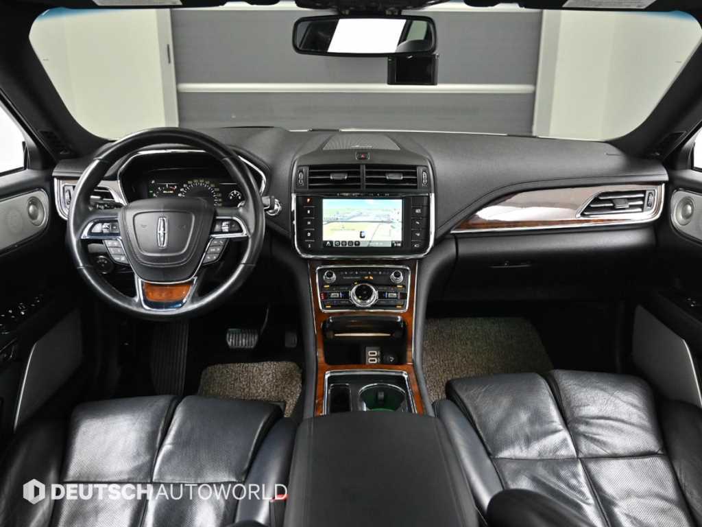 Lincoln Continental - Vista 7